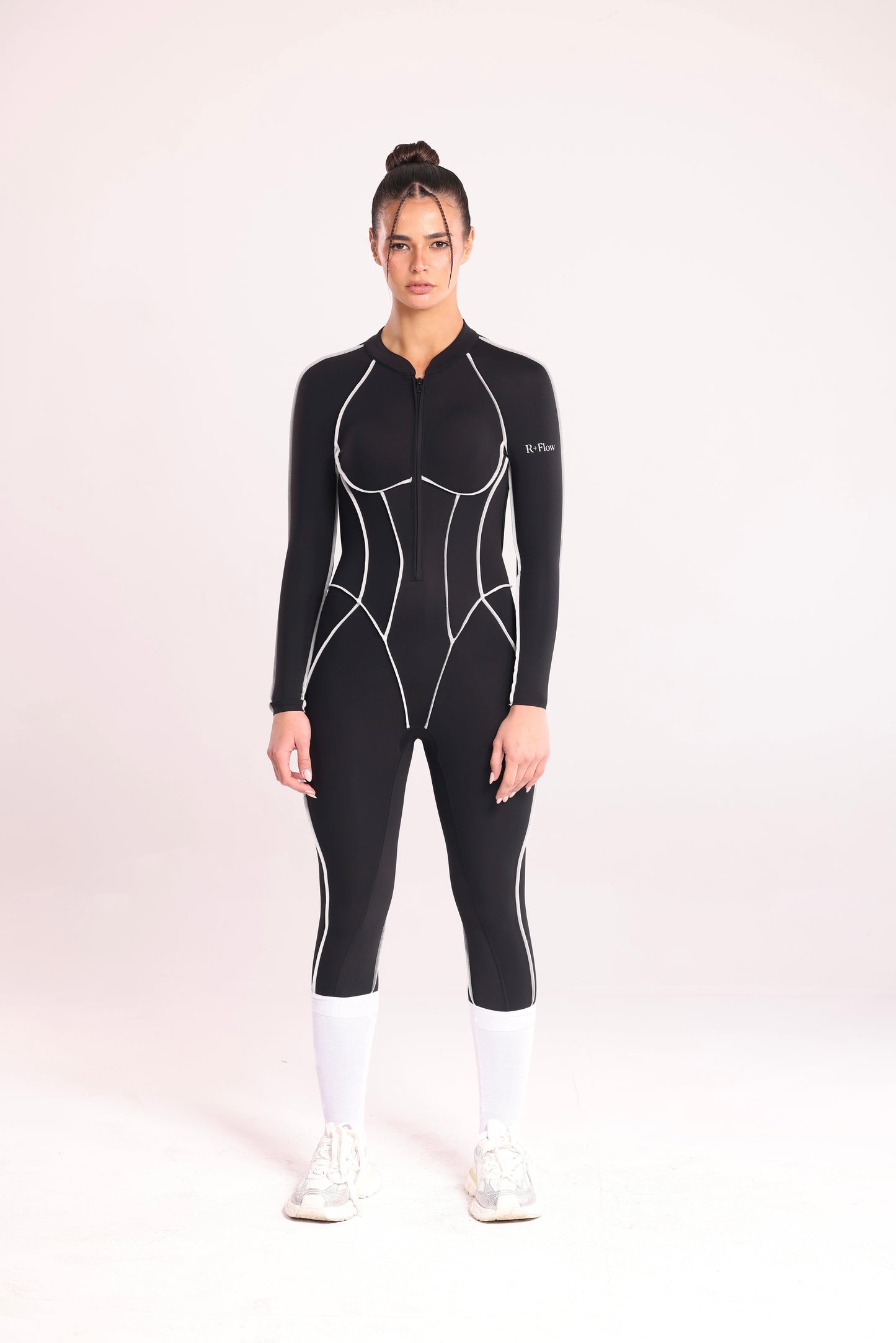 Yin Mode - Black & White Suit